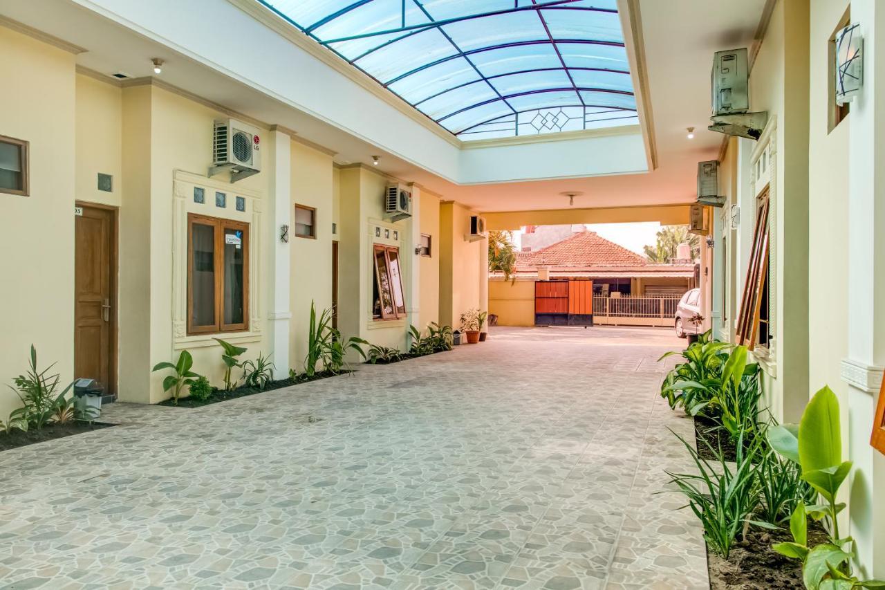 Oyo 3831 Pelangi Syariah Hotel Surakarta (Solo)
